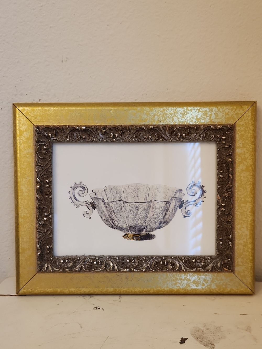♤ Ornate Gold Decorative Frame And Bowl Art Print